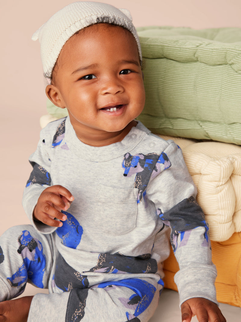 Long Sleeve Pocket Baby Romper in Bushy Bear In Heather Gray - View 2