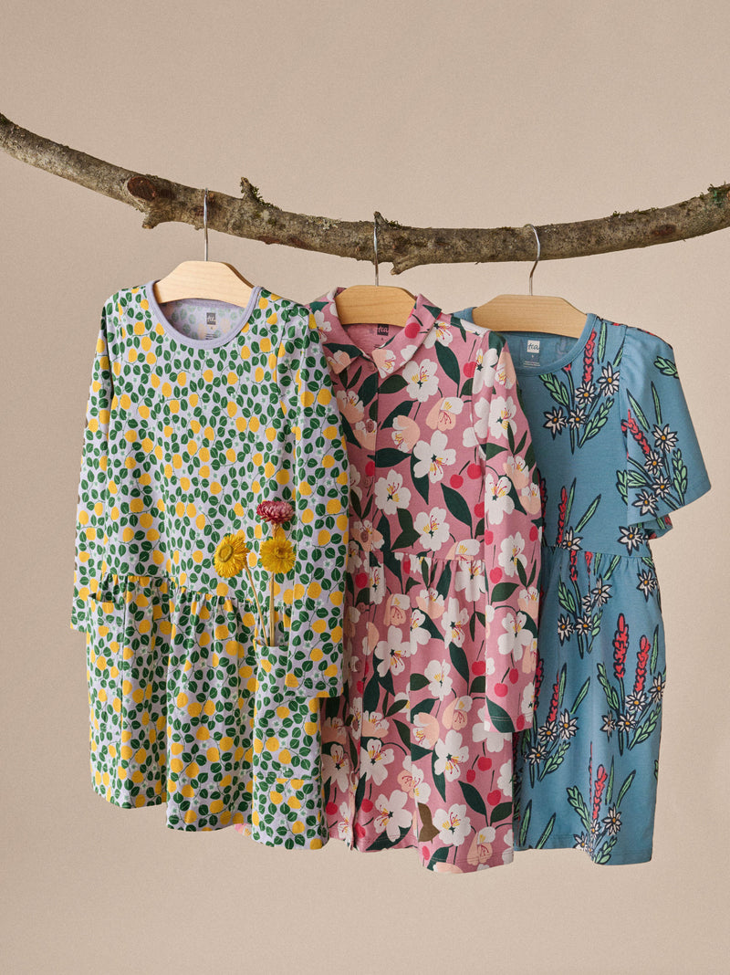 Long Sleeve Pocket Dress in Asian Pear And Blossoms - View 2