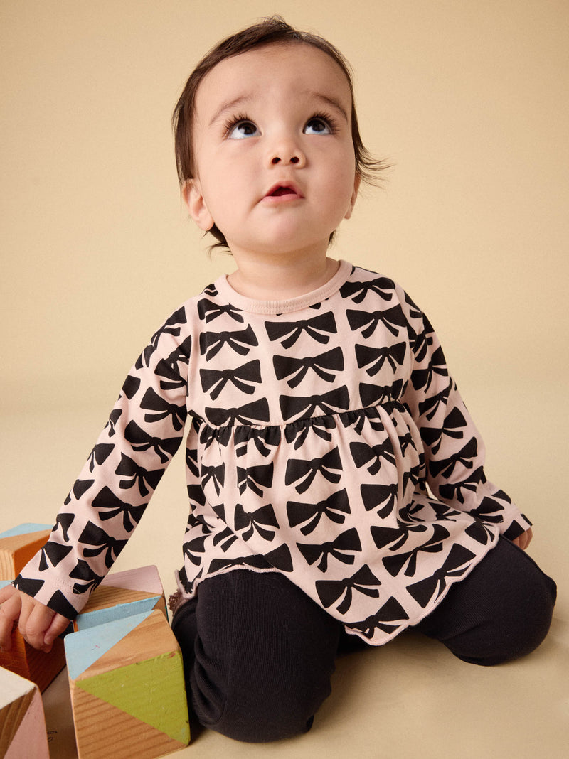 Peplum Top And Pants Baby Set in Bow - View 2