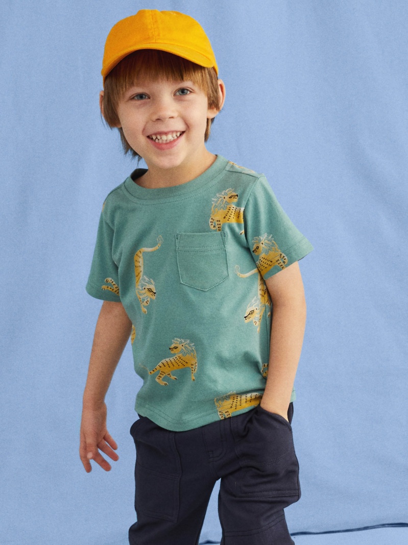 Ribbed Pocket Lion Tee
