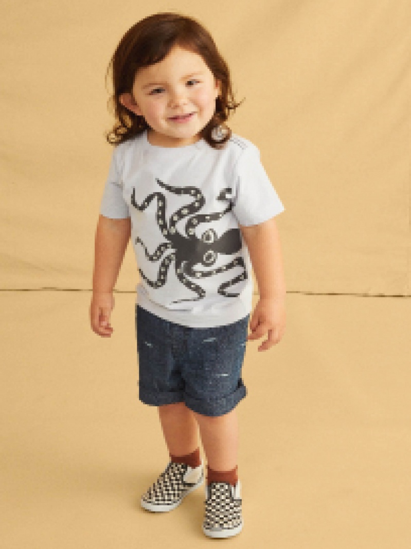 Wiggly Octopus UV Graphic Tee