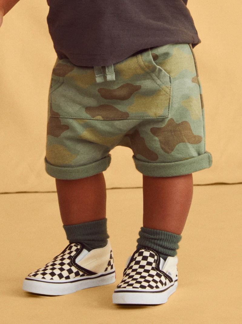 Pocket O' Sunshine Camo Short